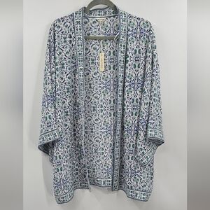 Blue & White Floral Patterned Kimono NWT Size 2X